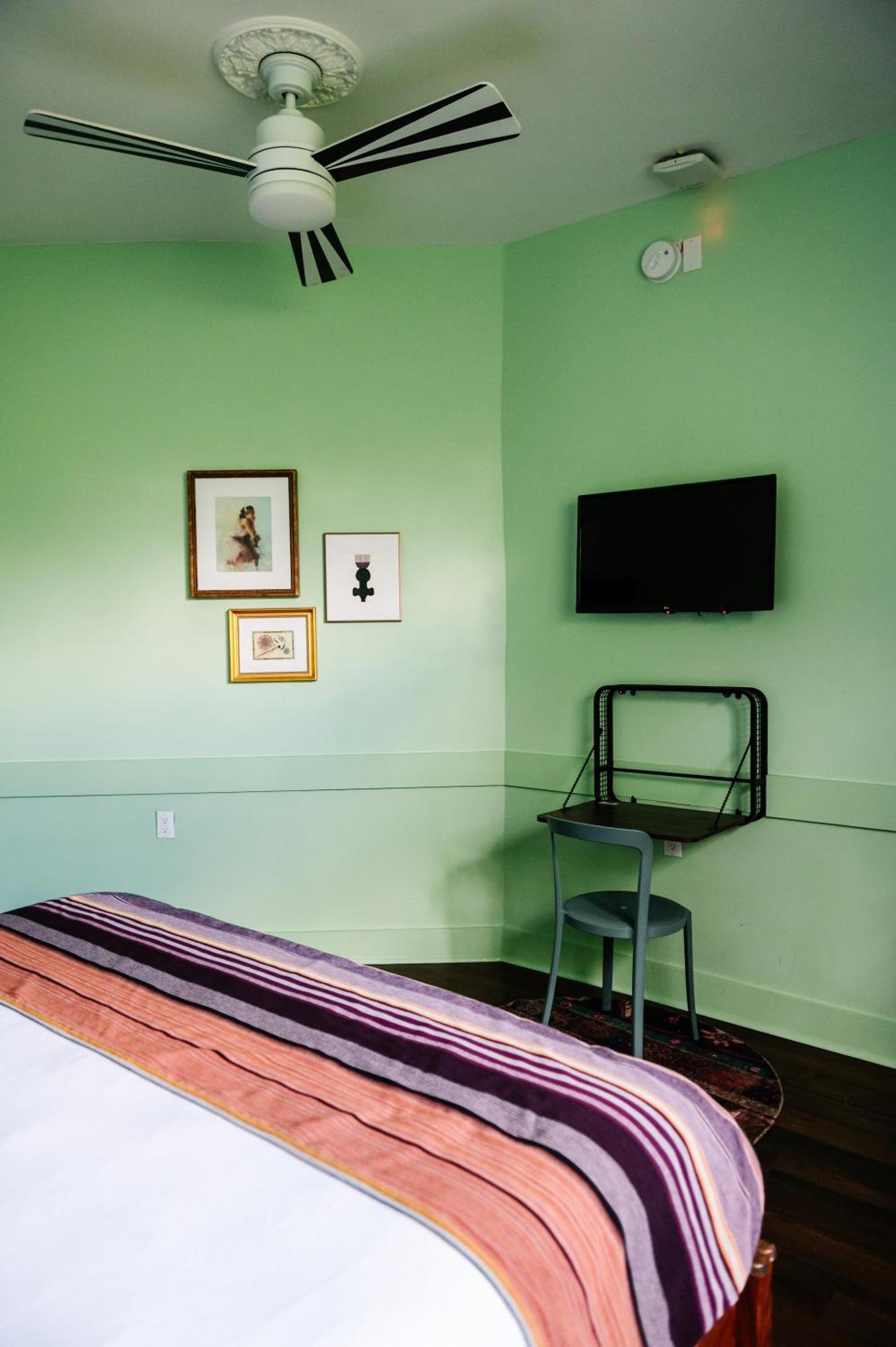 Hotel The Frenchmen New Orleans Zimmer foto