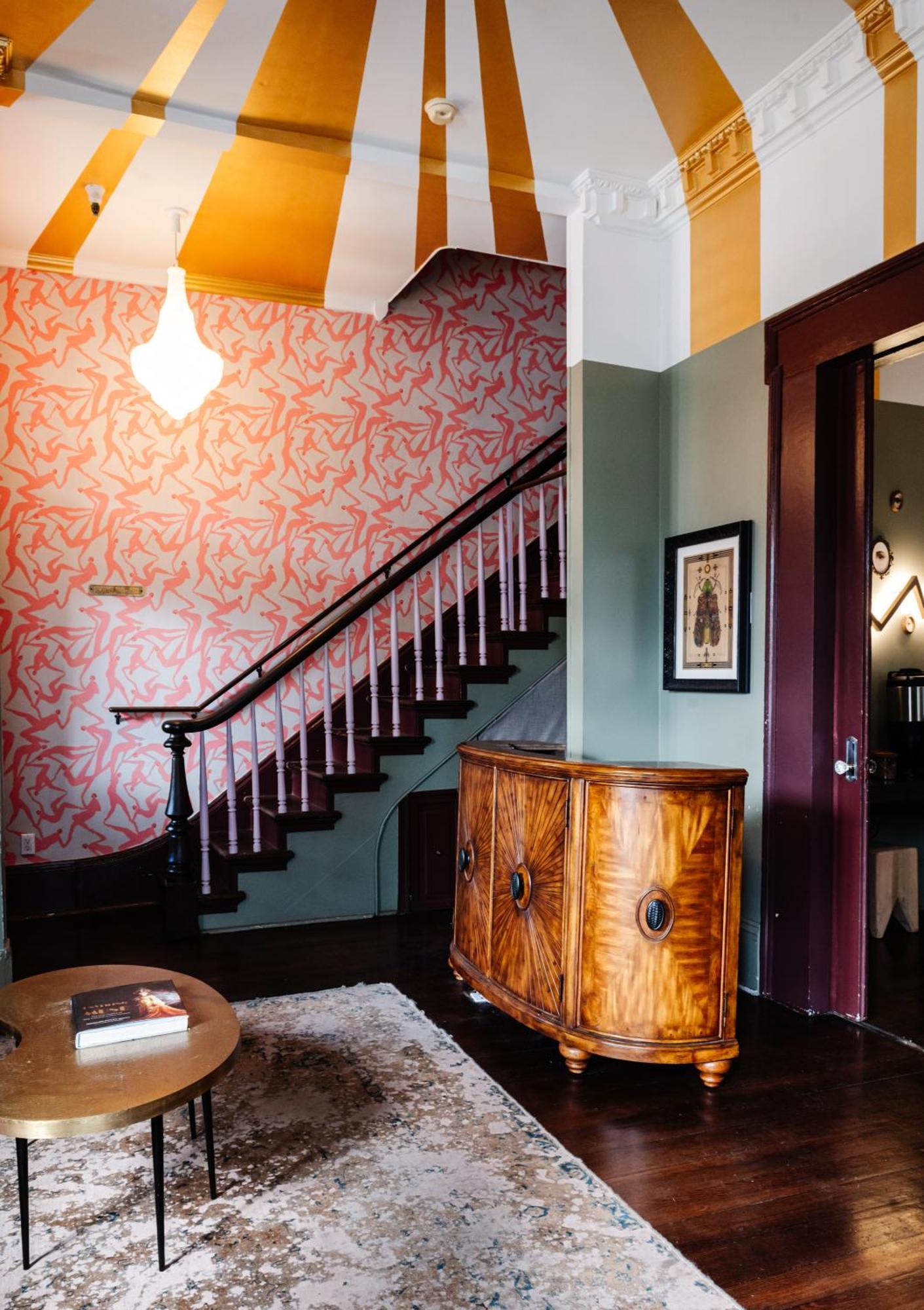 Hotel The Frenchmen New Orleans Exterior foto