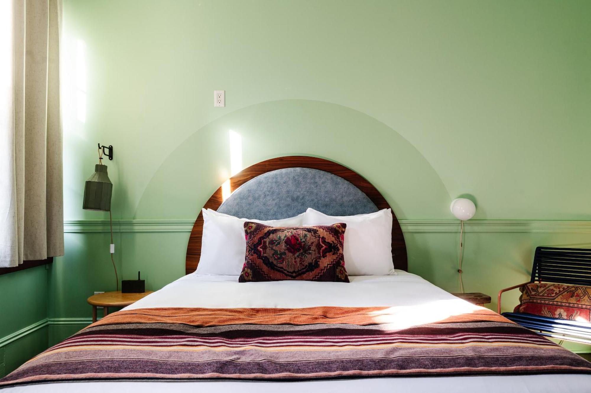 Hotel The Frenchmen New Orleans Zimmer foto