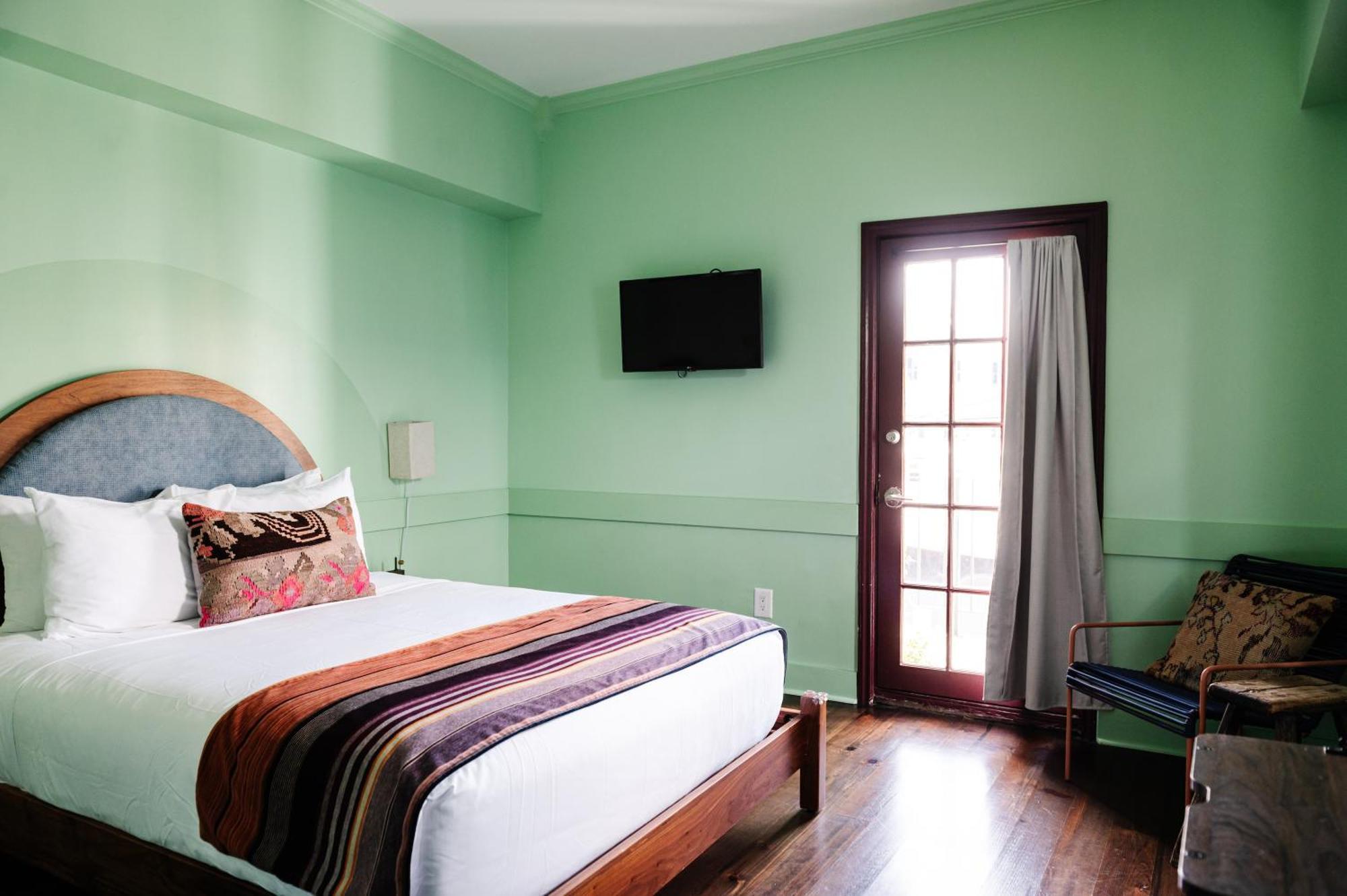 Hotel The Frenchmen New Orleans Zimmer foto